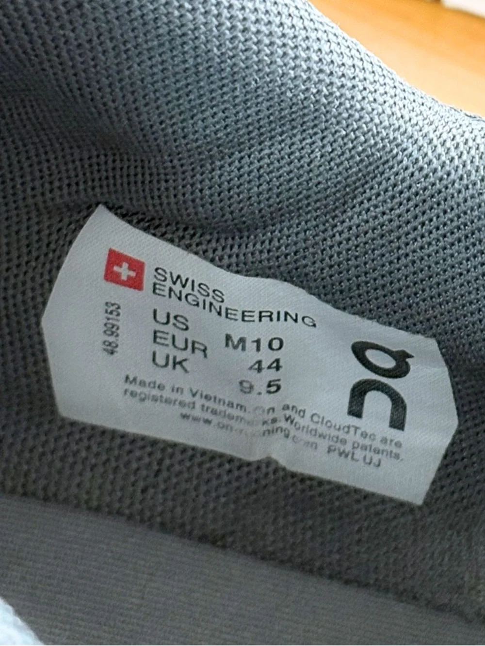 On Running The Roger Advantage Men’s Shoe - Picture 10 of 16
